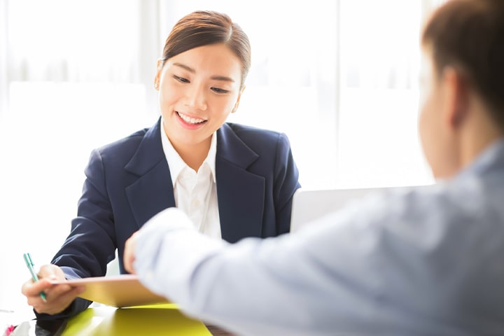 女性マネージャー　イメージ